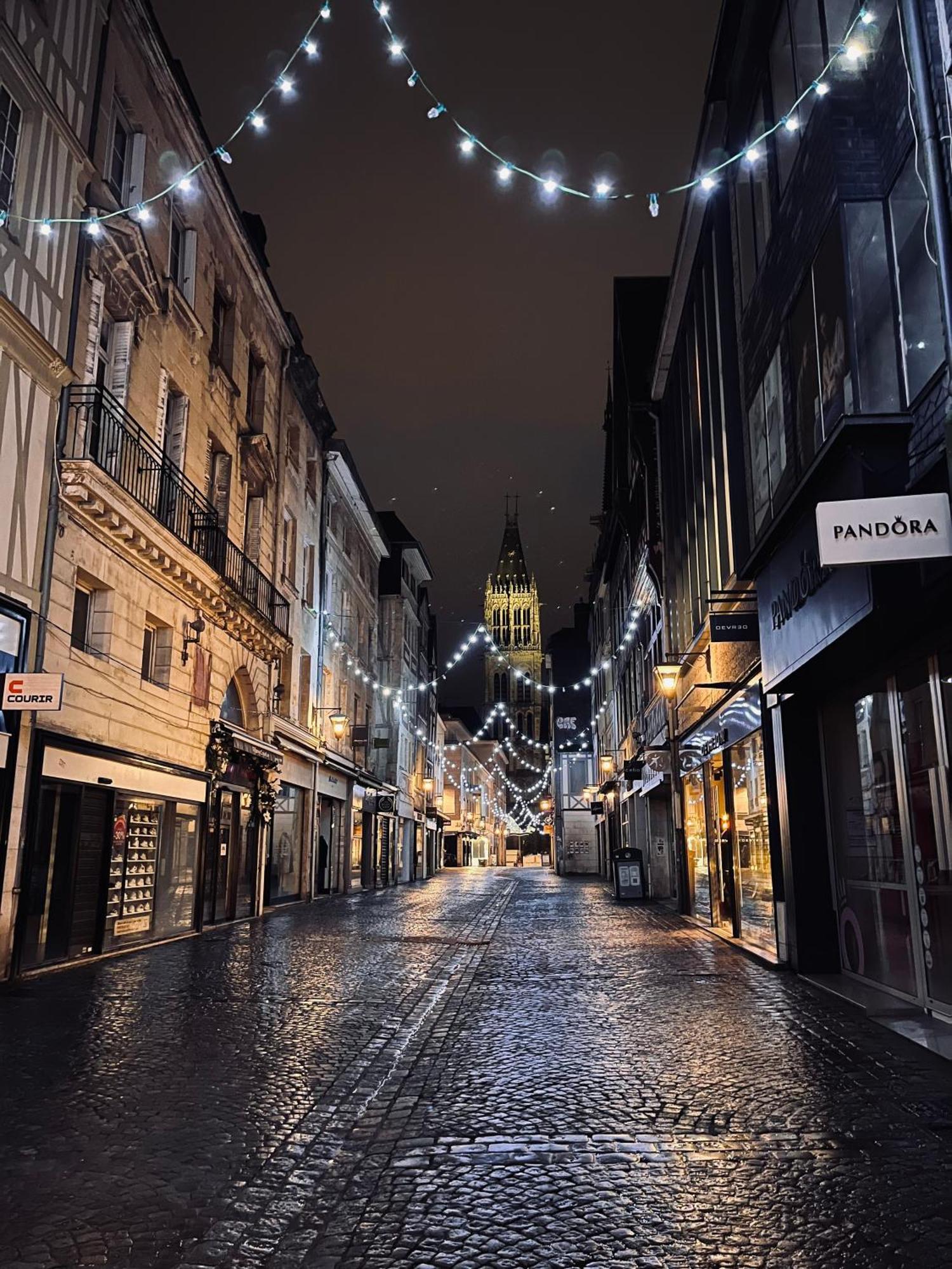 Saint Nicaise - Centre Historique De Rouen Apartment Luaran gambar