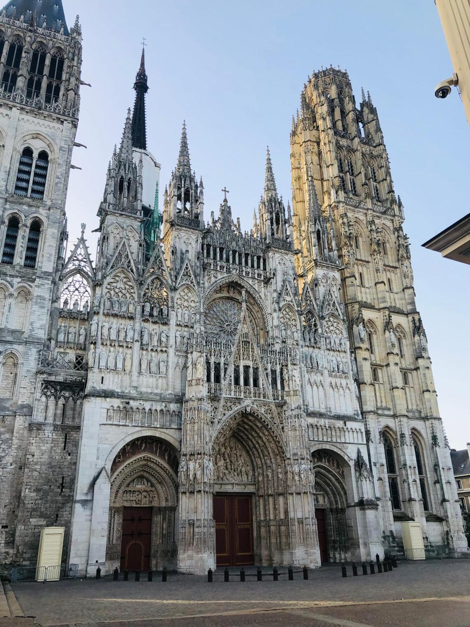 Saint Nicaise - Centre Historique De Rouen Apartment Luaran gambar